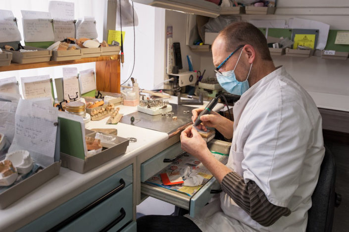 Moteur De Laboratoire Dentaire Avec Pédale - Vitesse 35 000 Tr/min - Pour Techniques Dentaires